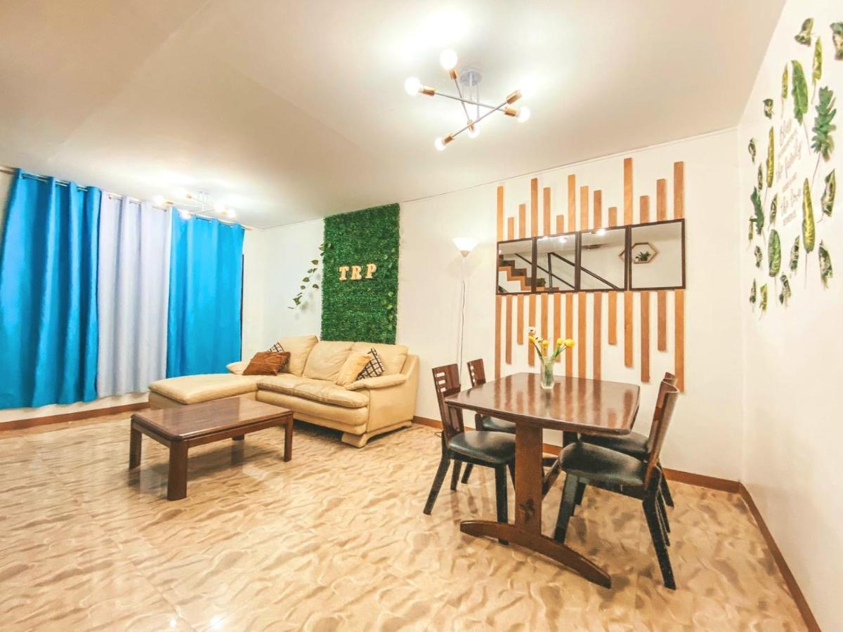 Rustic Themed - 2Br Townhouse - Near Clark Airport - Trp4 Apartment Mining Luaran gambar
